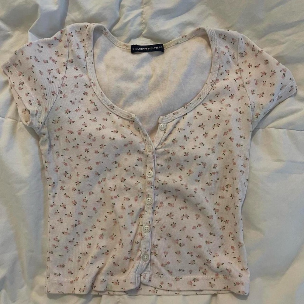 Brandy Melville White Floral Button-Up Crop Top!